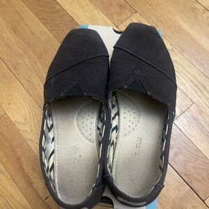 Black Canvas Alpargata TOMS